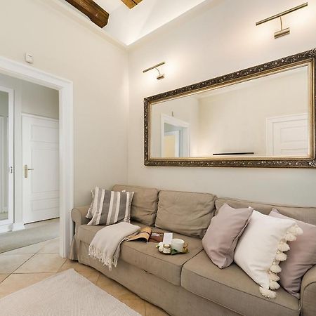 Roma Apartment - Loftaffair Krasków Εξωτερικό φωτογραφία
