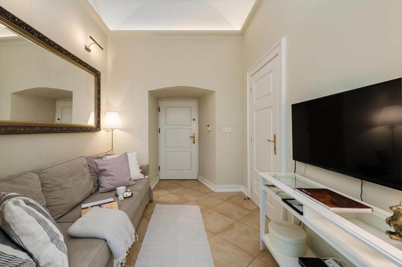 Roma Apartment - Loftaffair Krasków Εξωτερικό φωτογραφία